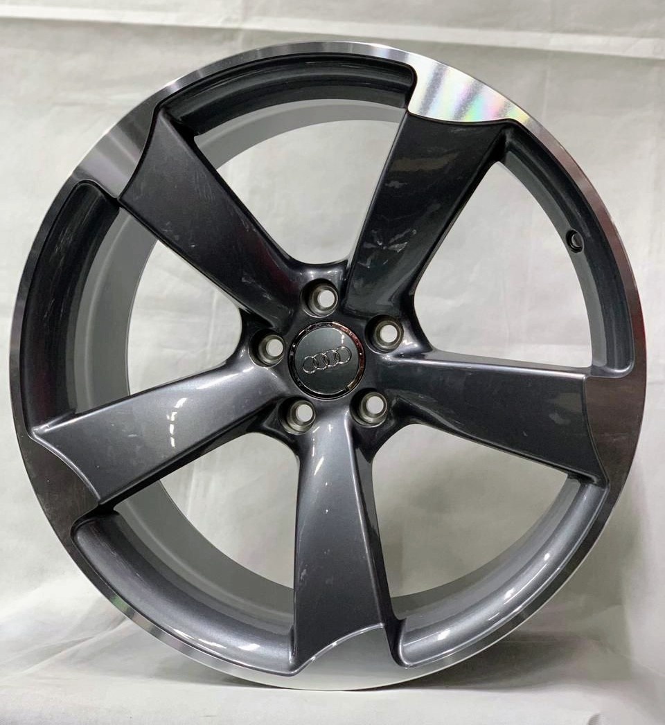 Hongpu L357/17 7.5x17/5x112 D66.6 ET35 серебристый, серый