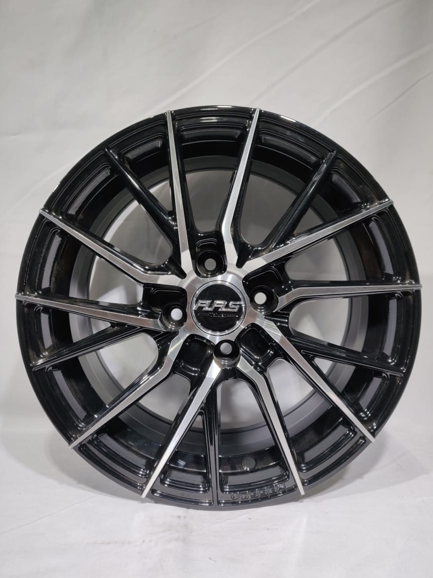 Replica 31 7x16/4x100 D67.1 ET35 черный, серебристый