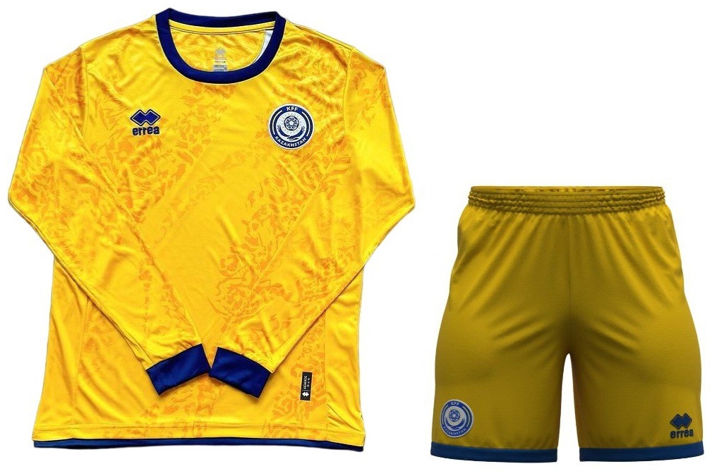 Спортивный костюм Errea желтый