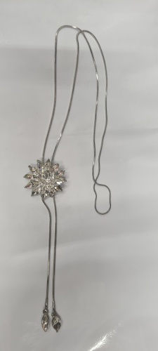 Aitaji Красивый,изящный, Модный!! длина 50 см бижутерный сплав, кристаллы Swarovski
