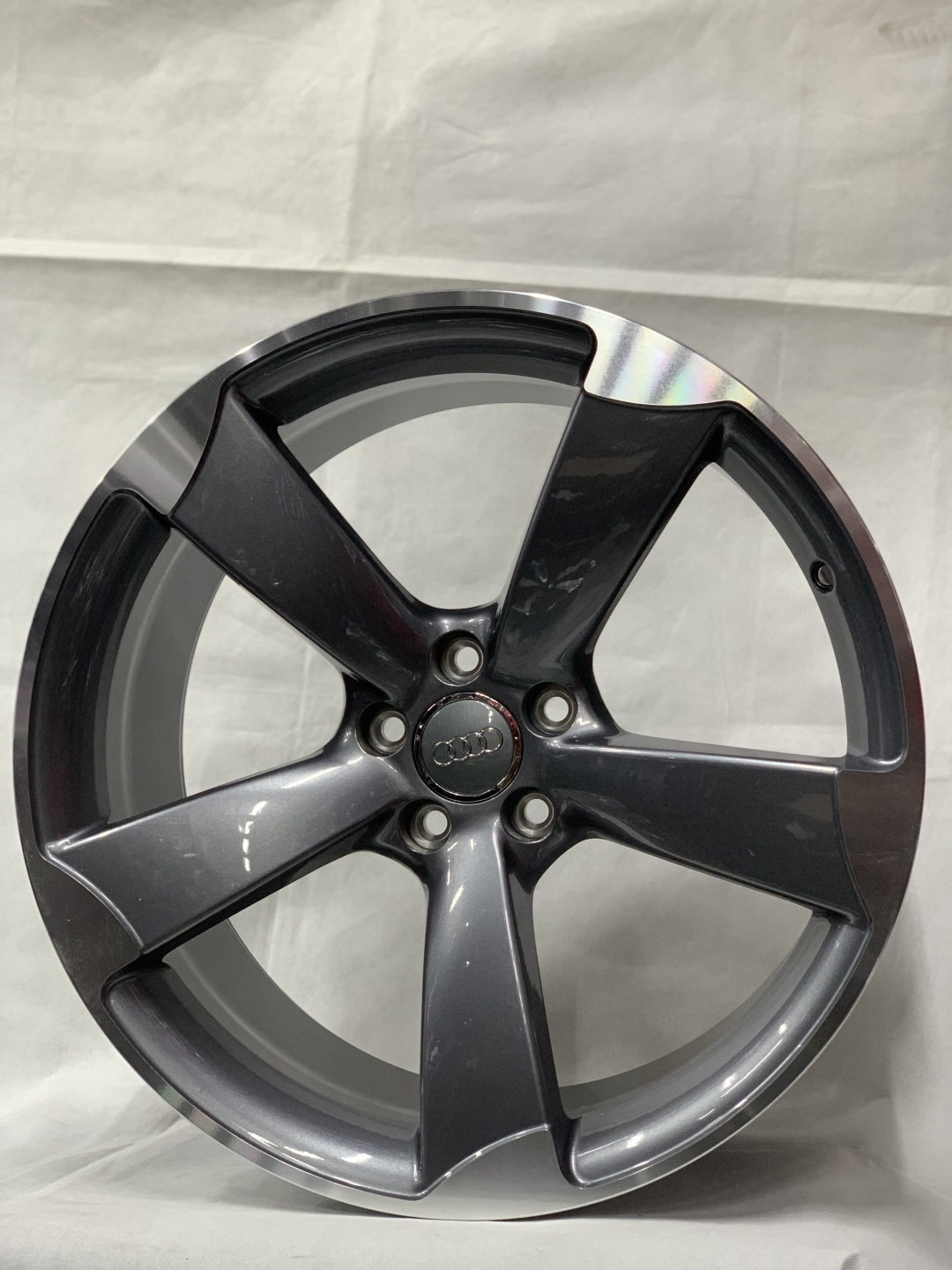 AC 710 9x20/5x112 D66.6 ET26 серый