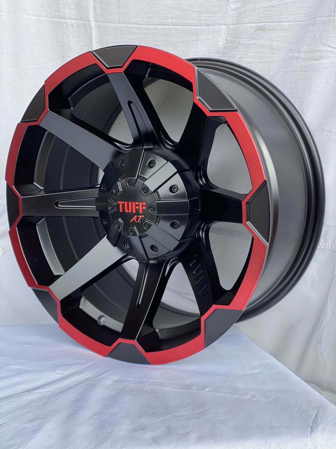HP Wheels QC10298 8x17/6x139.7 D110 ET0 черный, красный