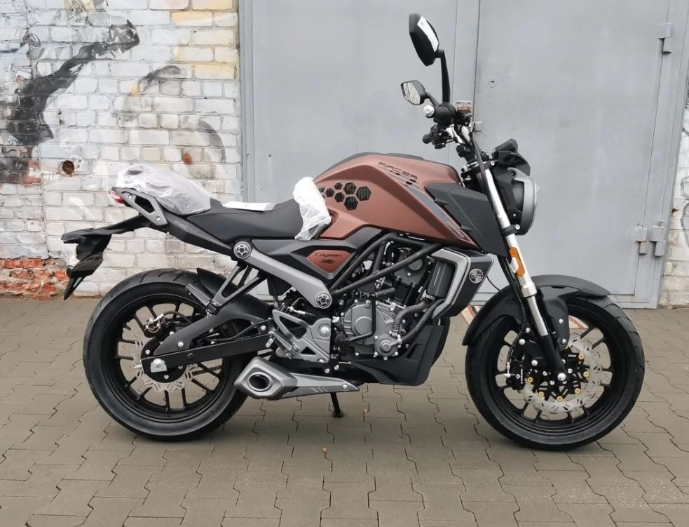 Rc250xzr x caiman. Rc250xzr x caiman