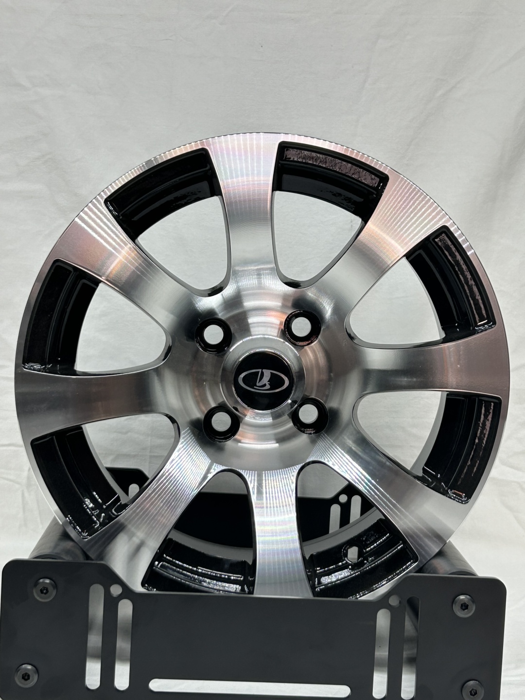 LKN Lkn515 5.5x13/4x98 D58.6 ET10 4 диска черный, серебристый