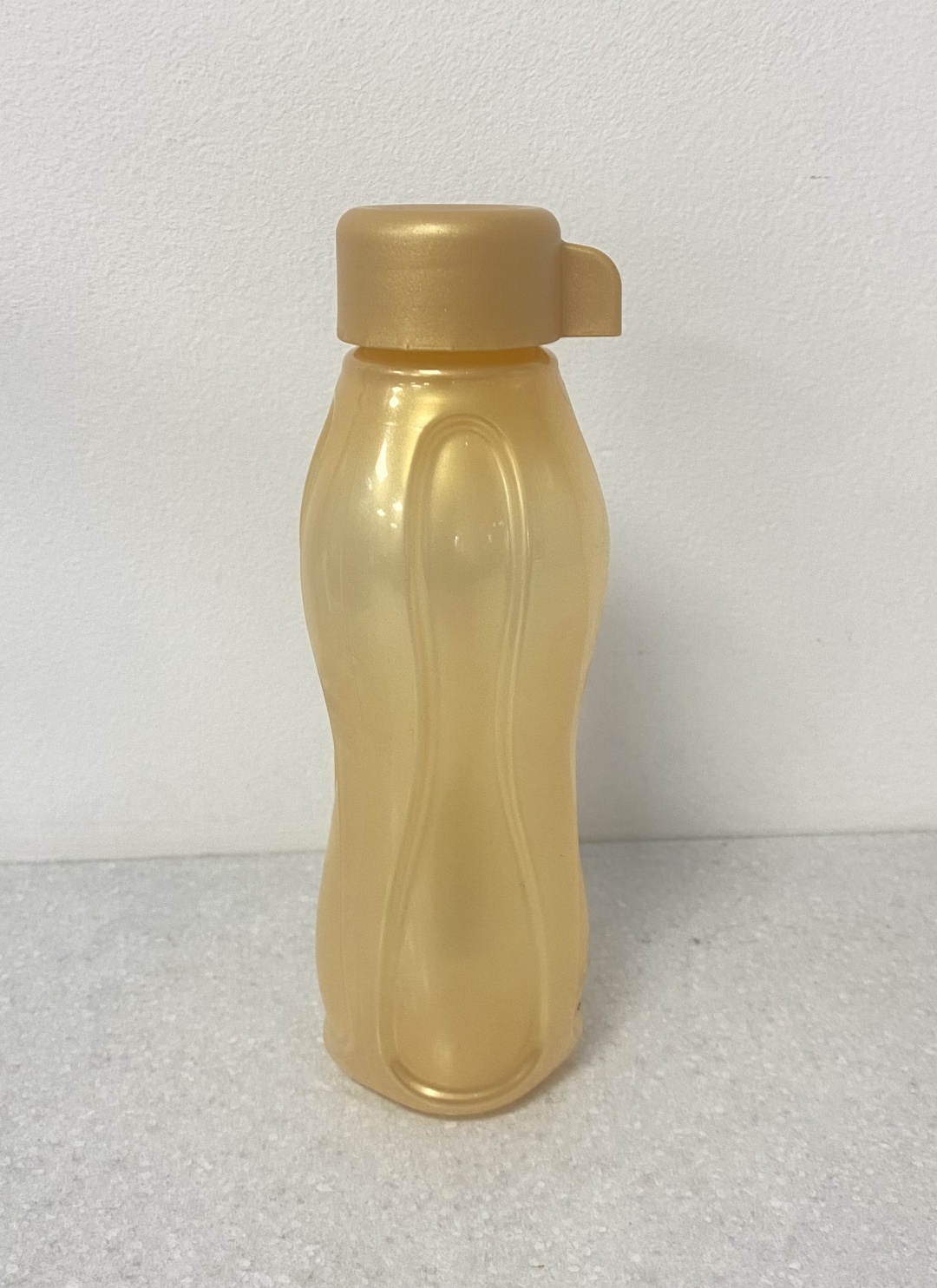 Купить Бутылка Tupperware Рп201 310 мл золотистый в Алматы – Магазин на ...