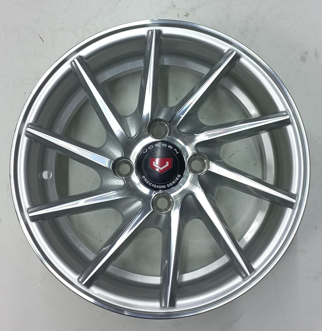 Vossen 885 6x14/4x100 D67.1 ET35 серебристый