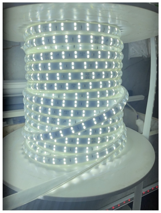 Светодиодная лента LU LED белый, дневной 100 м