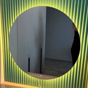 Зеркало настенное 60x60 см