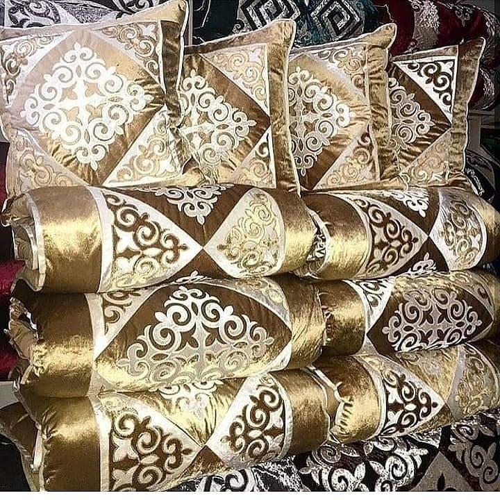 Комплект корпе с подушками 220x80 см, вата, золотистый