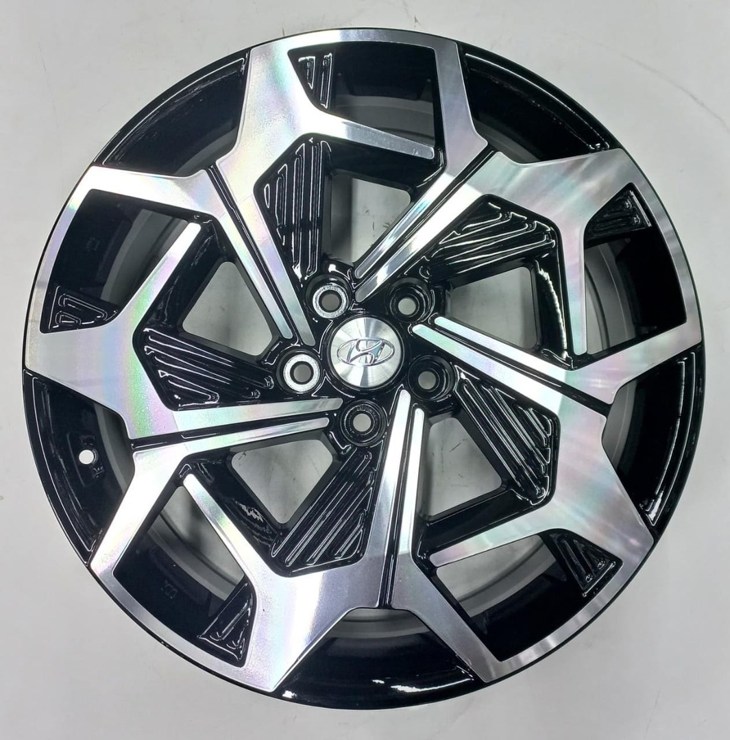 Hyundai 5777 7.5x20/5x114.3 D67.1 ET49 черный