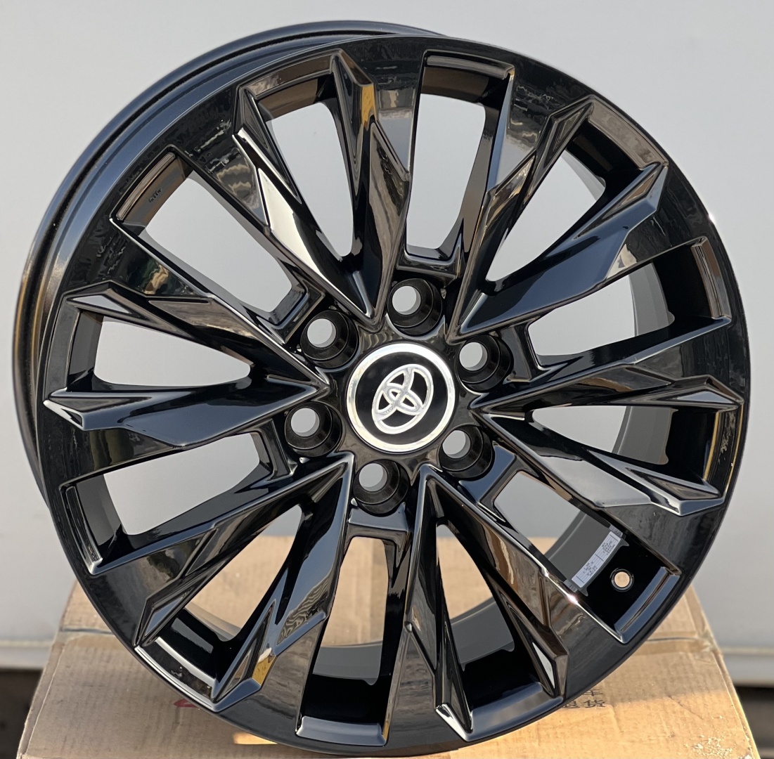 RNO 0185 8x20/6x139.7 D95.1 ET45 черный