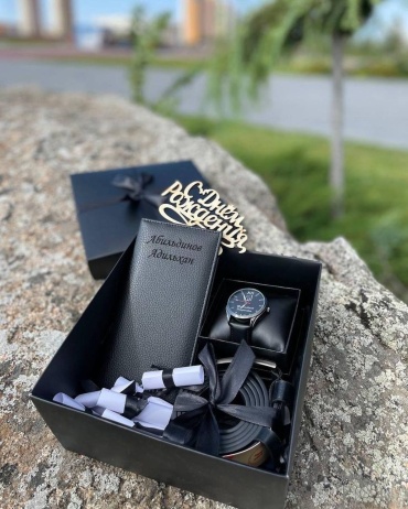 BEAUTYGIFTS 05-05 Именной бокс черный