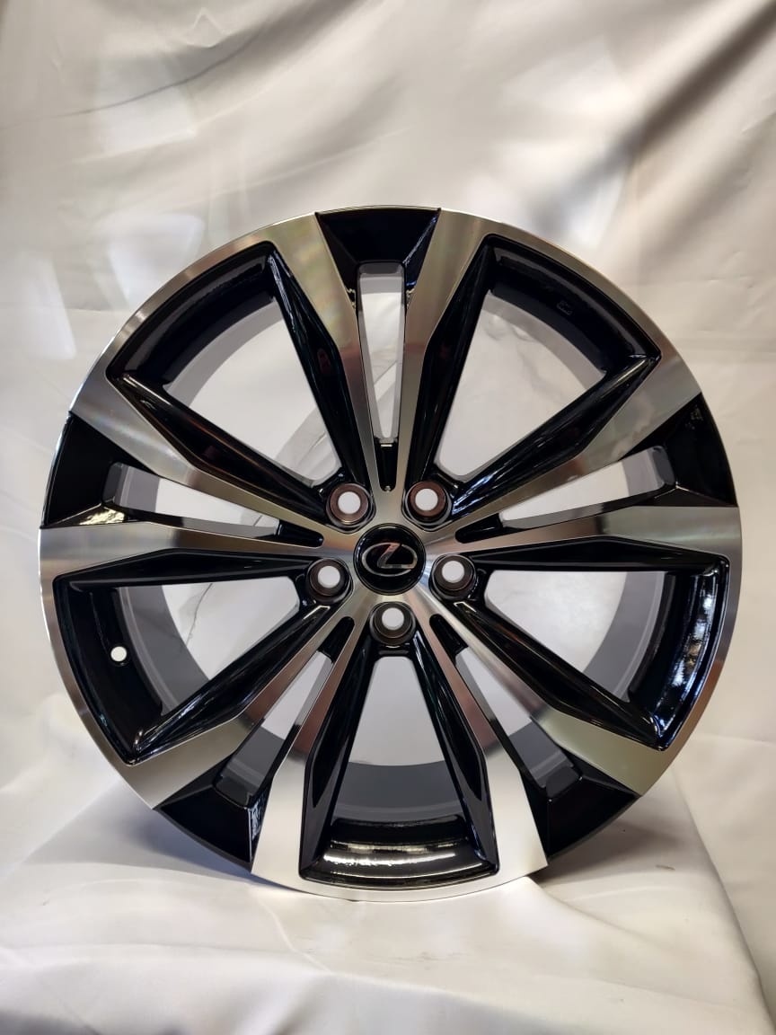 RS 13 8x20/5x114.3 D60.1 ET30 черный, серебристый