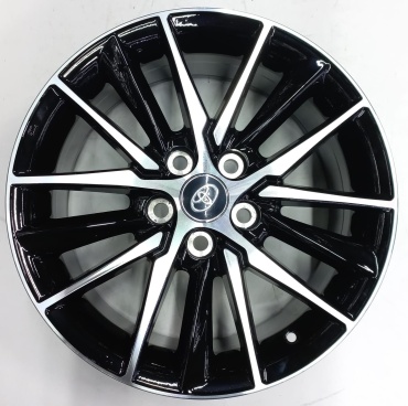 Toyota 893 7.5x17/5x114.3 D60.1 ET45 4 диска черный, серебристый