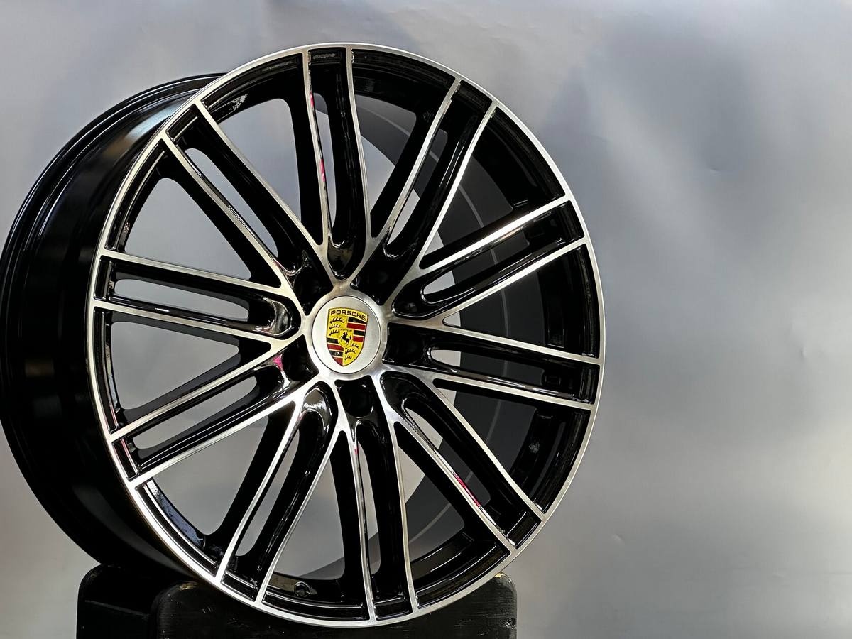 AC1350 Black Machined Face 9.5x21/5x130 D71.56 ET50 4 диска черный, серебристый, графит