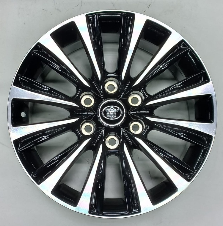 Kipardo 12354 7.5x18/6x139.7 D106.1 ET20 черный, серебристый