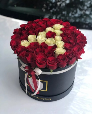ZakazBuketov композиция в коробке роза 45 шт 50 см