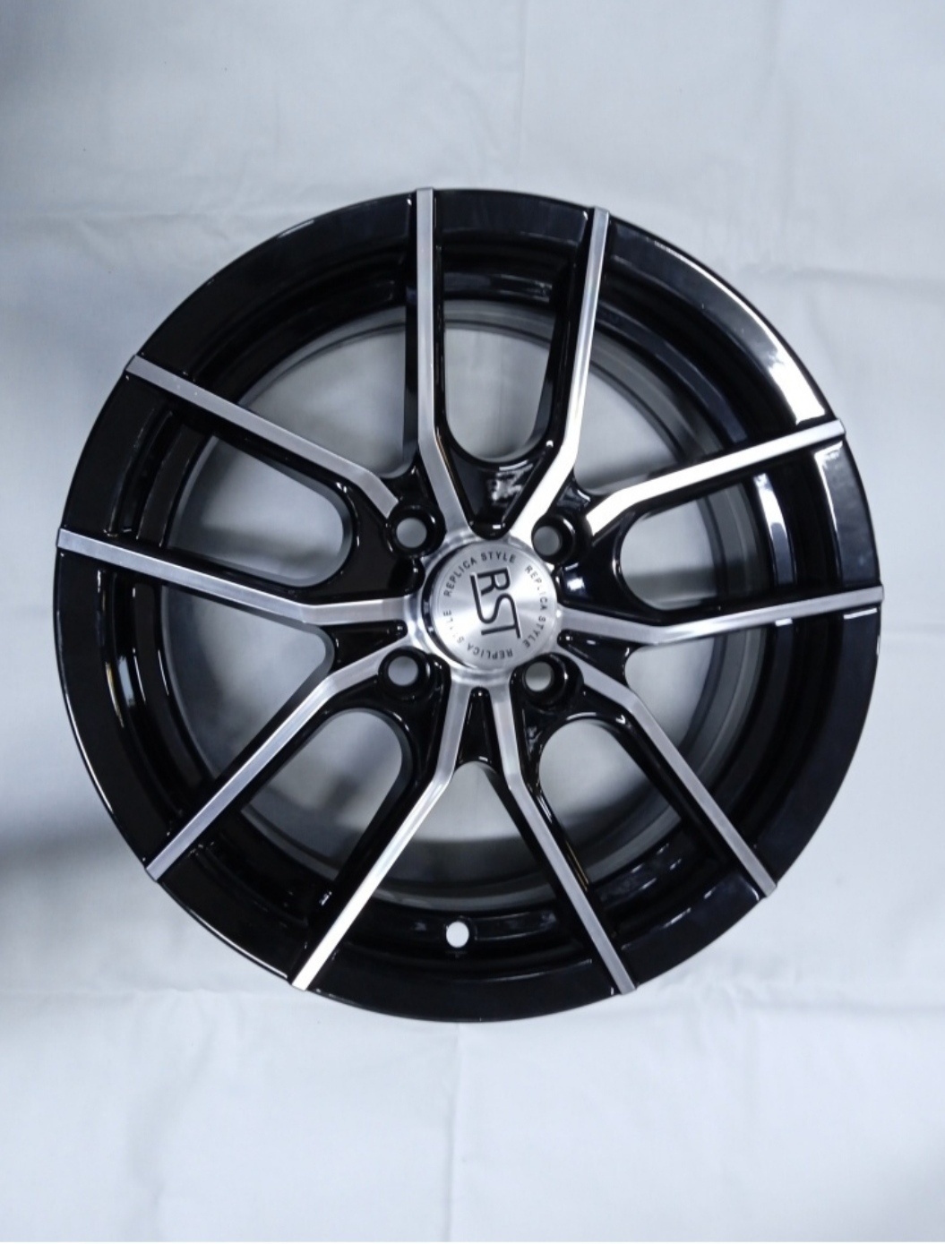 RST R003 6x14/4x100 D67.1 ET35 черный, серебристый