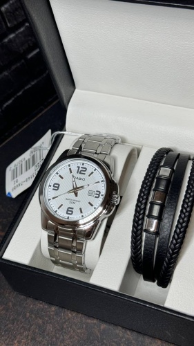 Кварцевые CASIO 178-231214 нержавеющая сталь