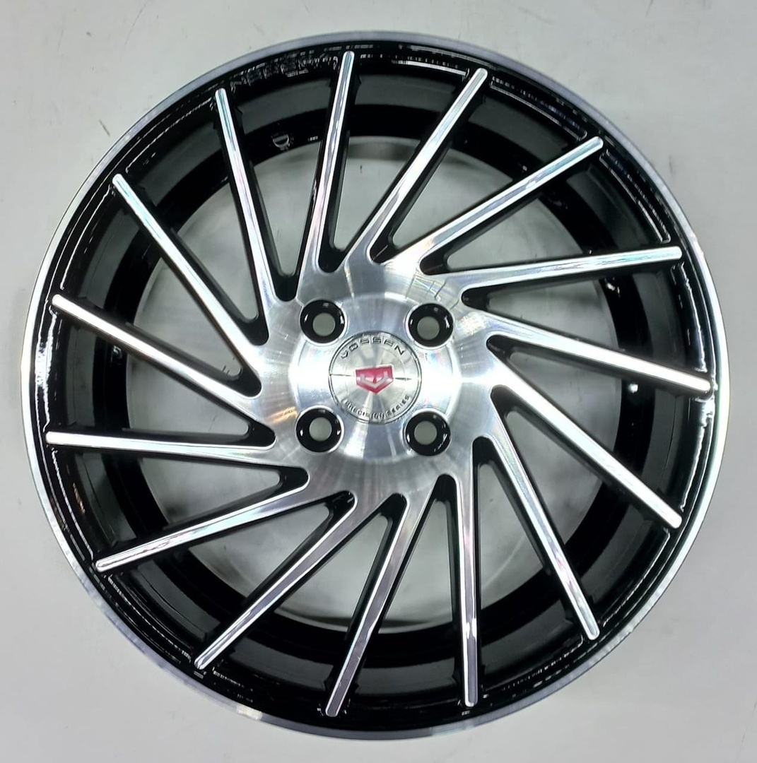 Replica YX 3410 7x16/4x100 D67.1 ET35 черный, серебристый