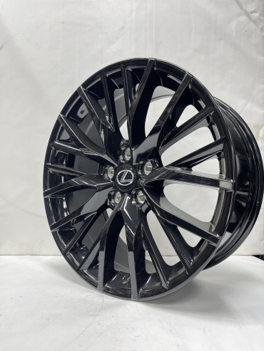 RNO 741 8x19/5x114.3 D60.1 ET35 4 диска черный