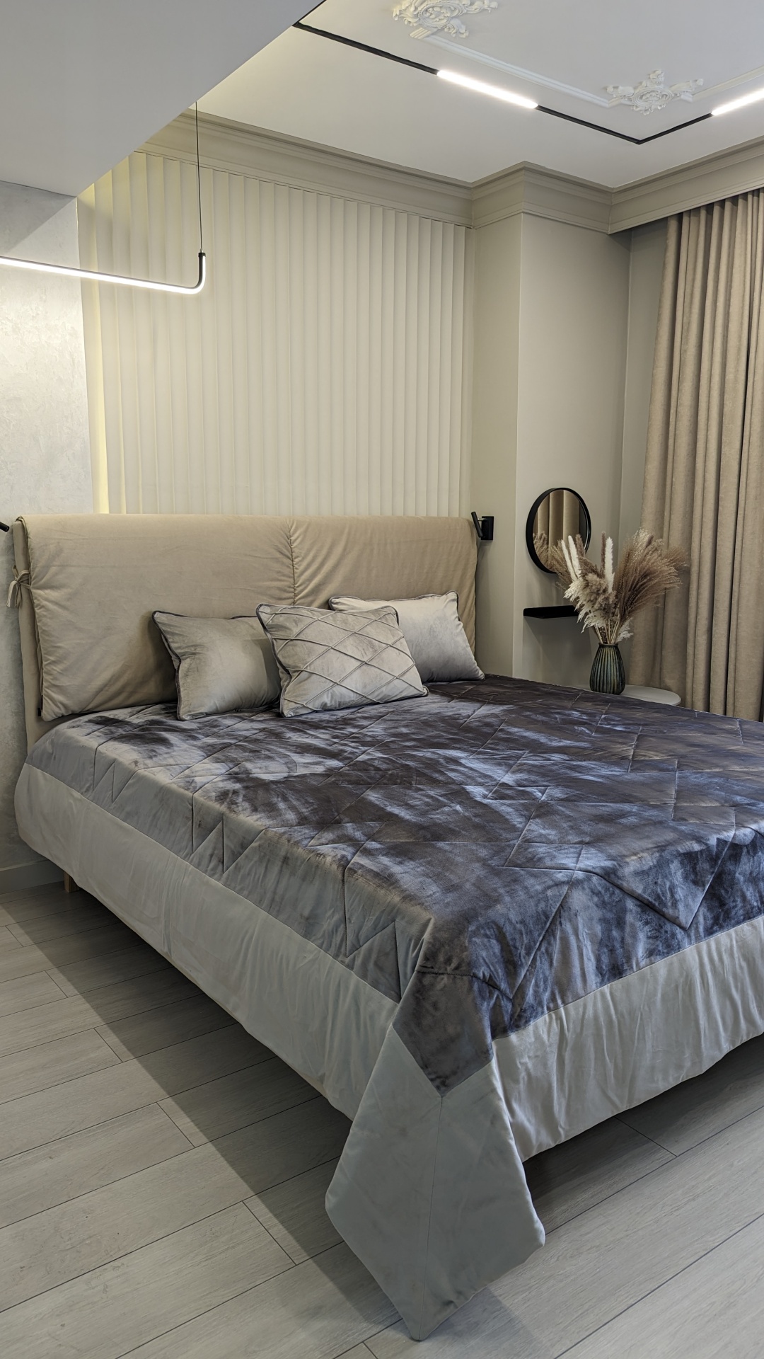 Покрывало с наволочками ASH TEXTILE 250х260 см, бархат, синий, серебристый