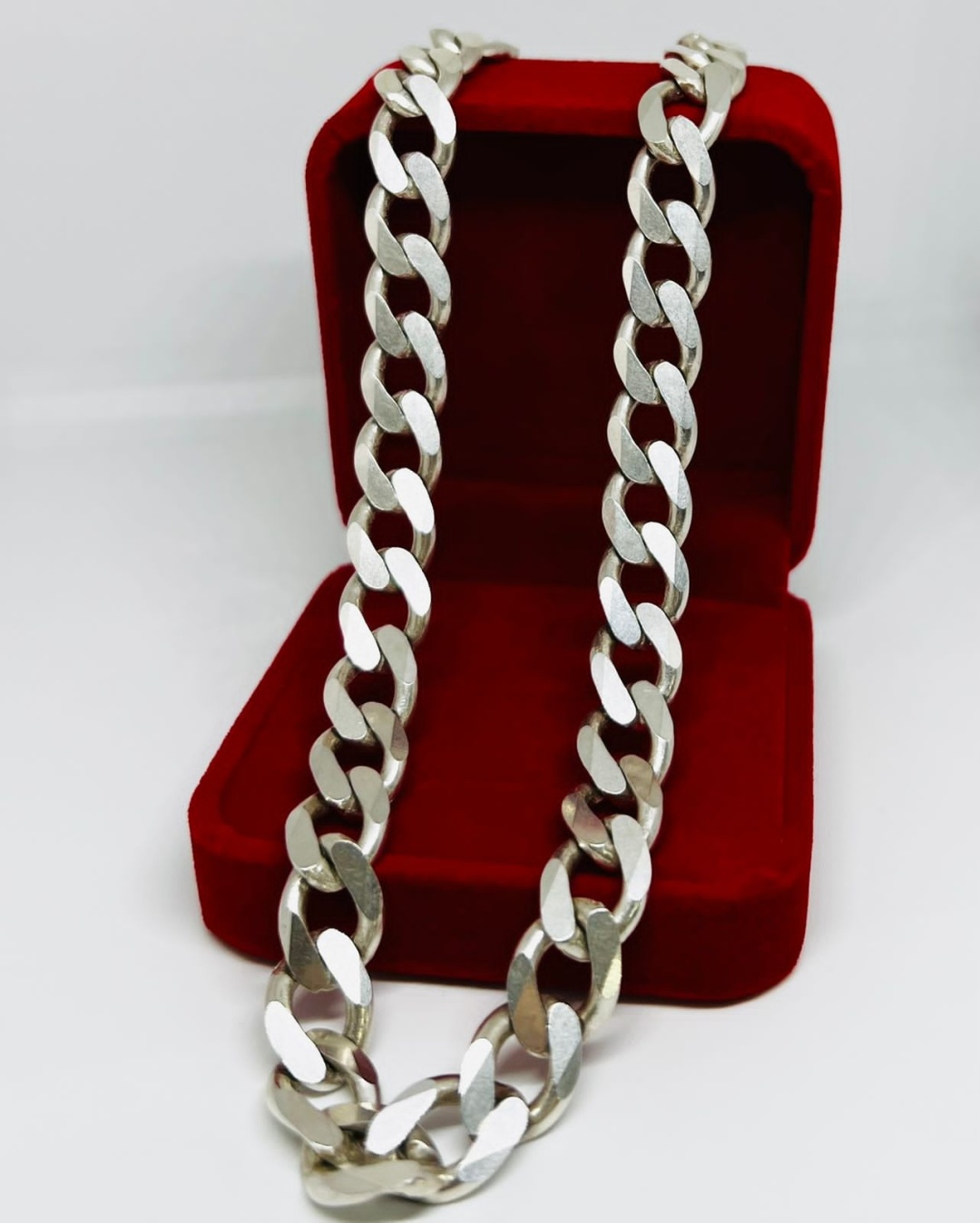 Silver 989SLV55 длина 55 см, вес 100 г серебро, плетение панцирное