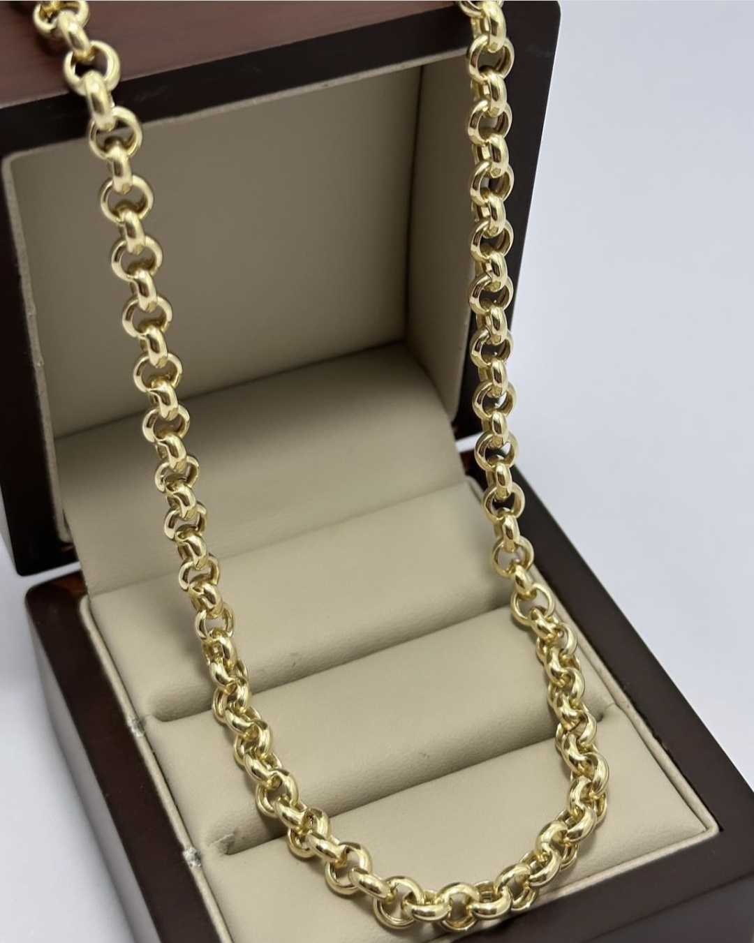 MIRSADO GOLD 543132 вес 9.7 г золото, без вставок