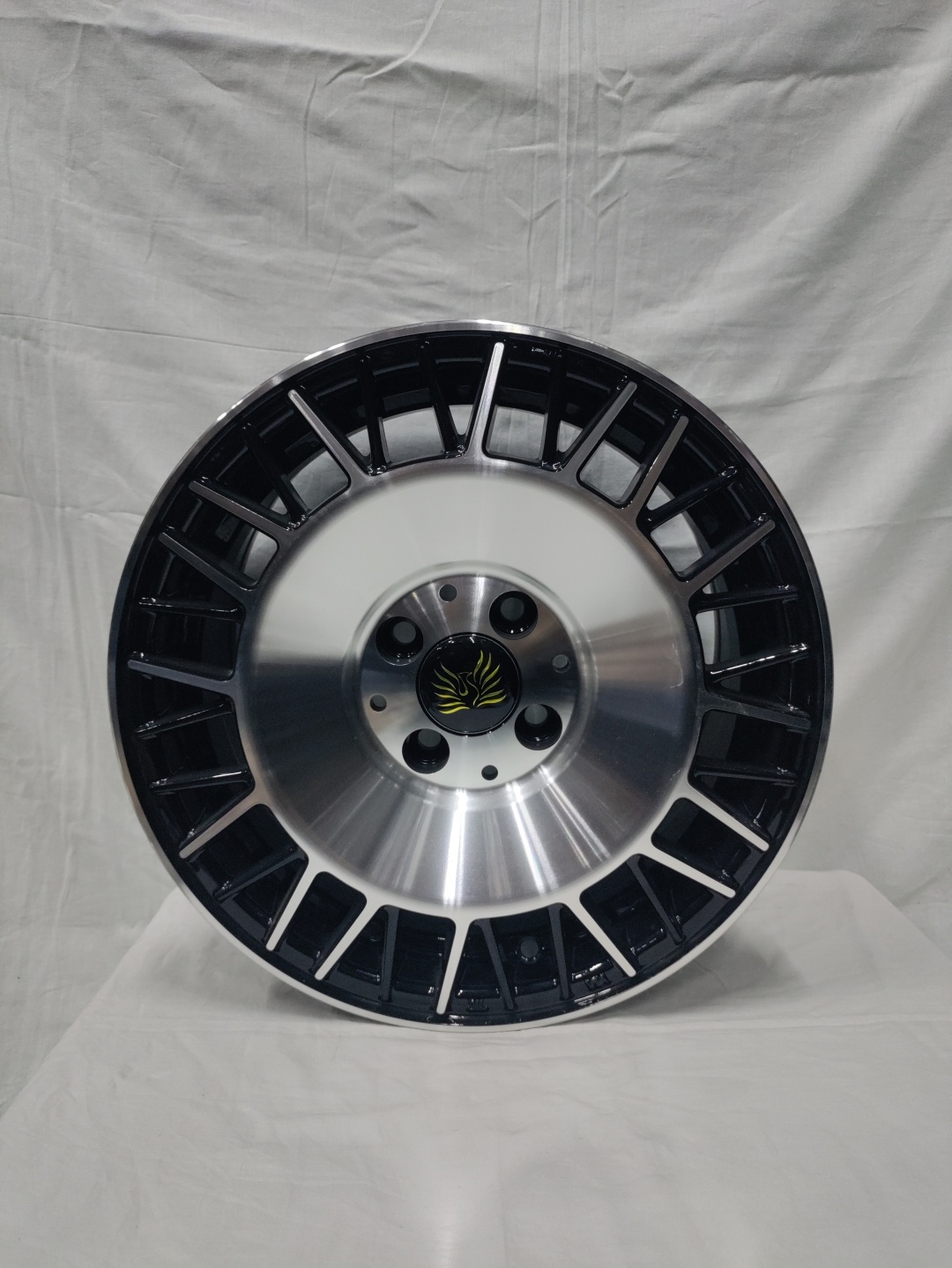 SSR 1342 7x15/4x100 D67.1 ET35 черный, серебристый