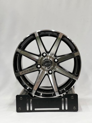 LKN Lkn4565 7x15/4x114.3 D67.1 ET30 4 диска черный, серебристый