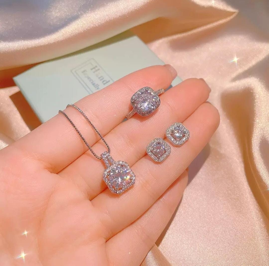 Комплект Premium jewellery медицинская сталь, кристаллы Swarovski