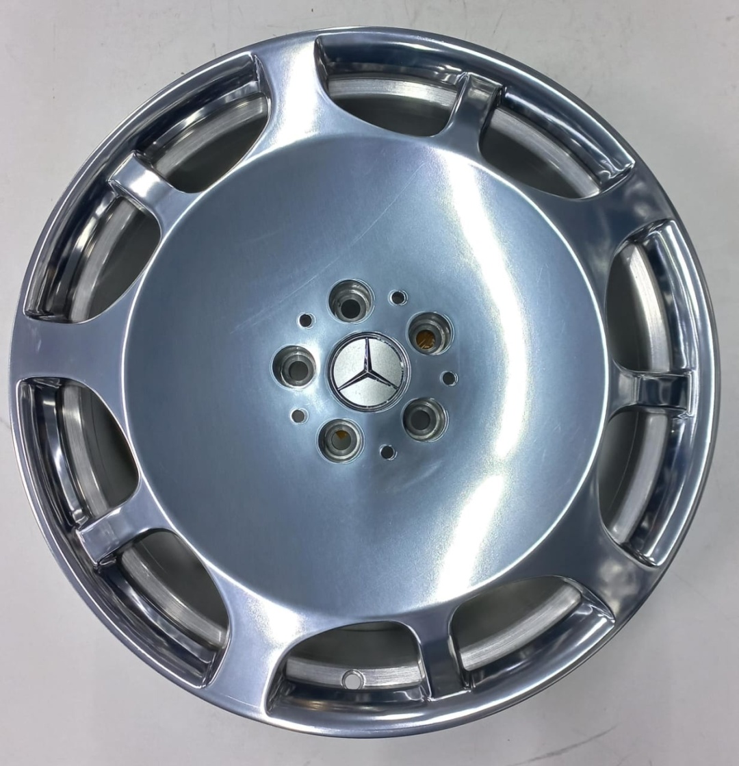 Mercedes-Benz Mercedes Benz 007 8.5/9.5x19/5x112 D66.6 ET38.40 серебристый