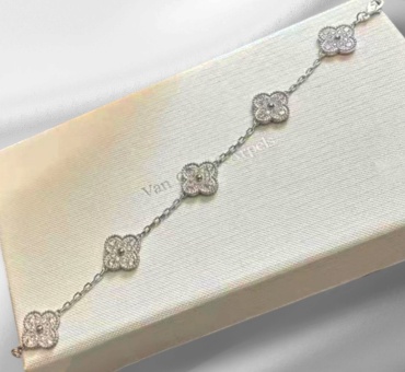 8282VAN длина 18 см, вес 9.58 г серебро, плетение якорное