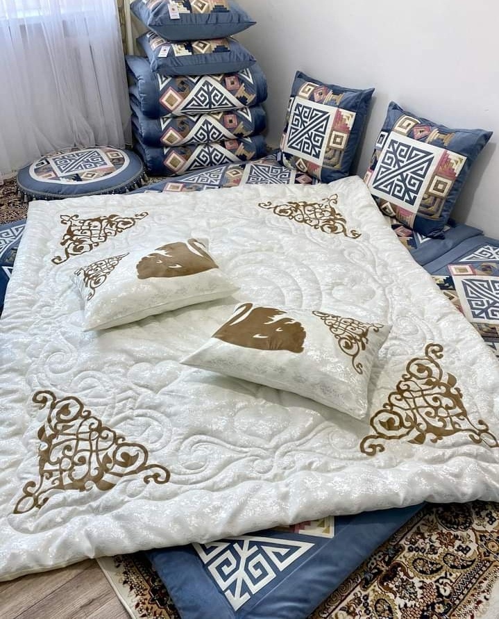 Комплект корпе с подушками 220x80 см, вата, синий