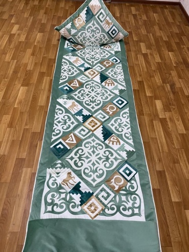 Комплект корпе с подушками 250x80 см, вата, зеленый