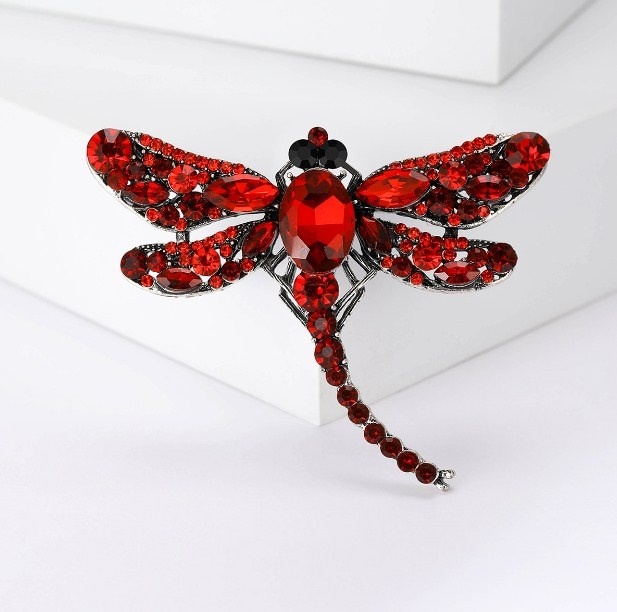 Брошь Fashion Jewelry бижутерный сплав, кристаллы