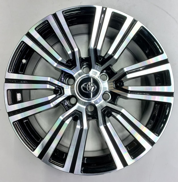 Toyota 1754 8.5x20/6x139.7 D106.1 ET25 4 диска черный, серебристый