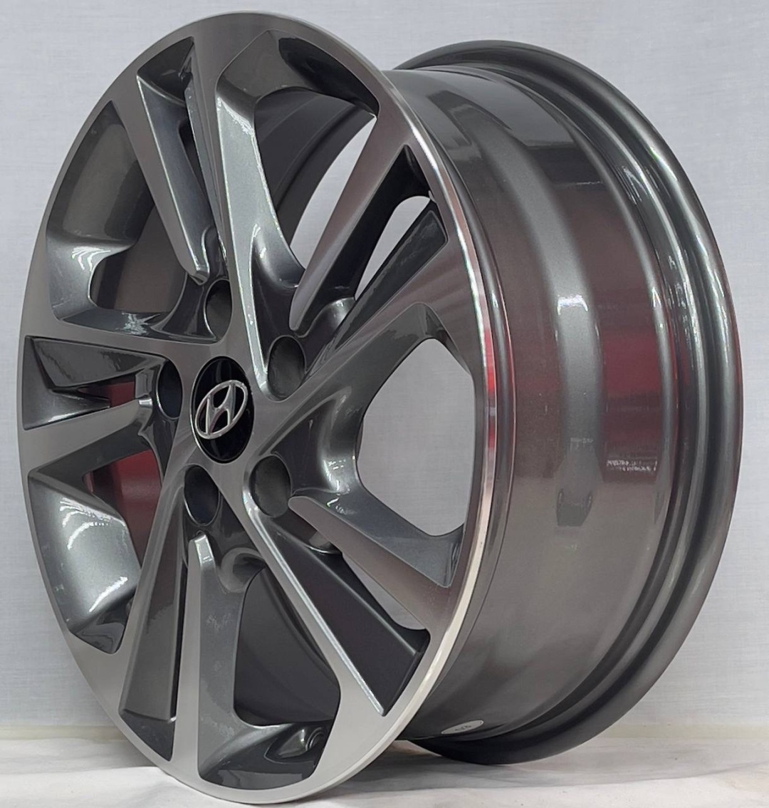 Bai Wheels 5258 6.5x16/5x114.3 D67.1 ET45 4 диска серый