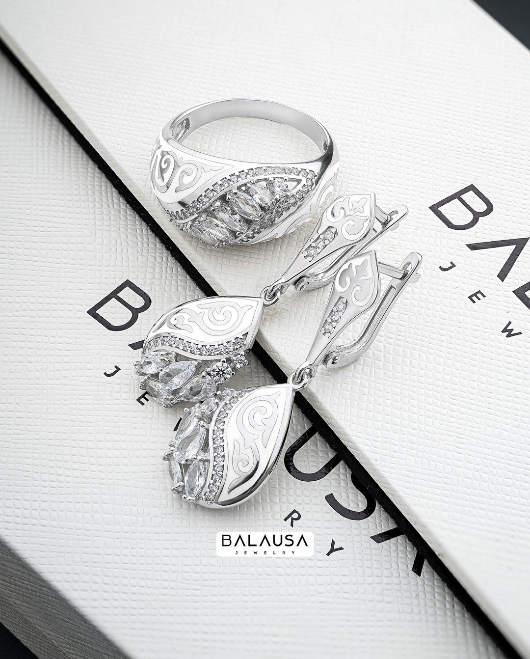 Balausa Jewelry E058(1) 19р вес 10 г серебро, фианит, эмаль