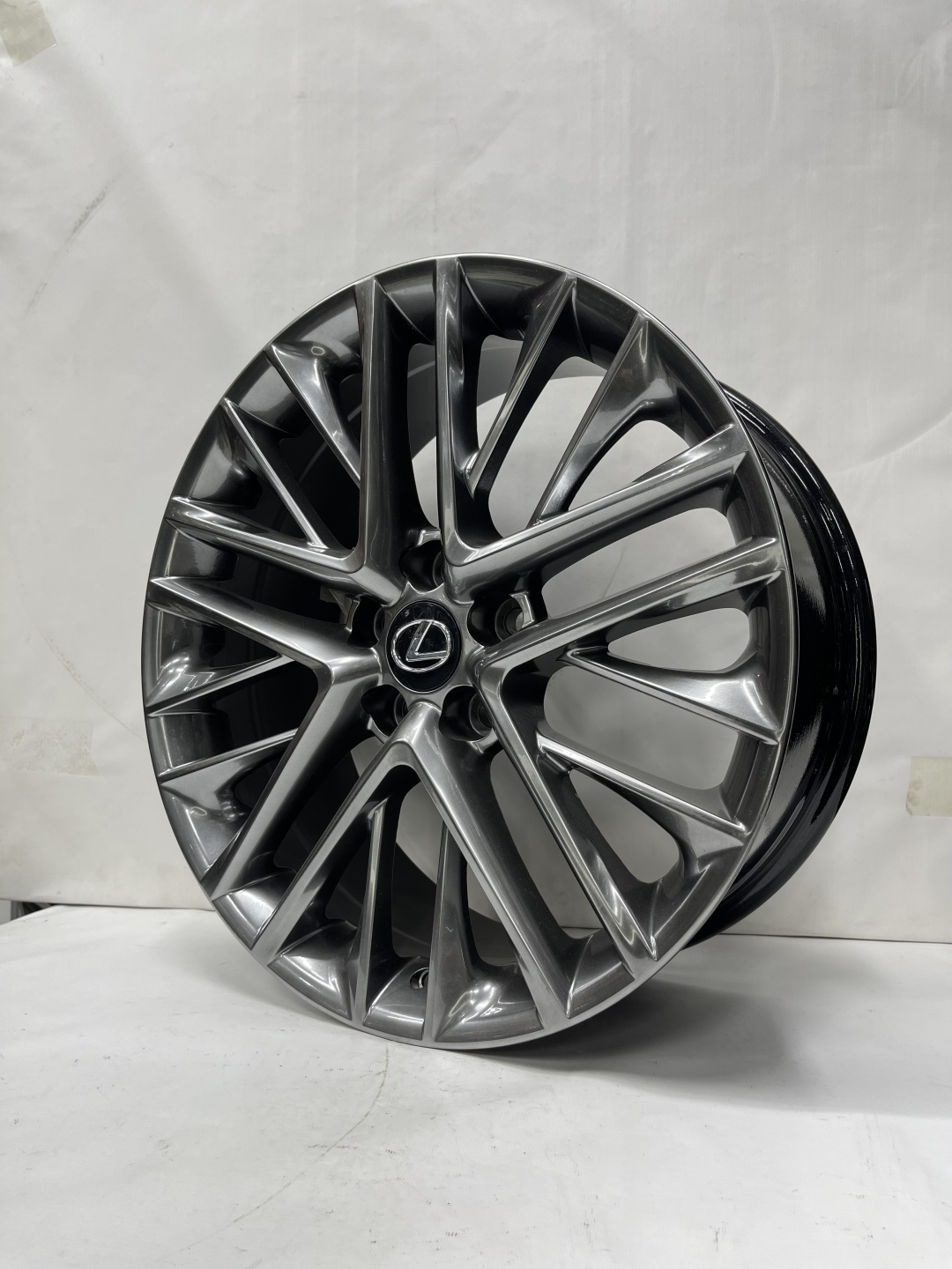 RNO 1151 8x19/5x114.3 D60.1 ET35 графит