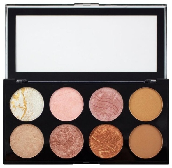 Makeup Revolution Ultra Blush Palette румяна Golden Sugar