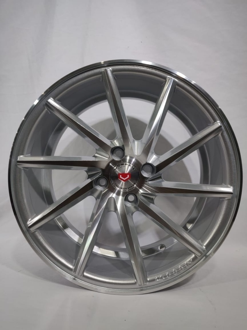 Vossen CVT 7x16/4x98 D58.6 ET35 черный, серебристый