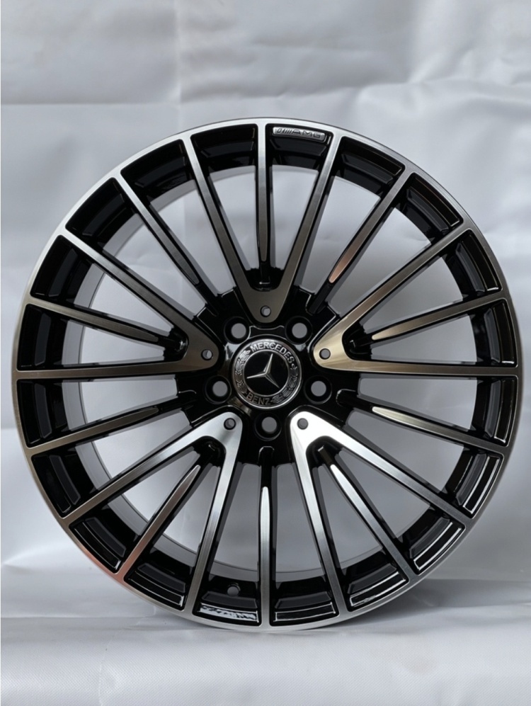 Wheels 779 9/10x22/5x112 D66.6 ET40 черный, серебристый