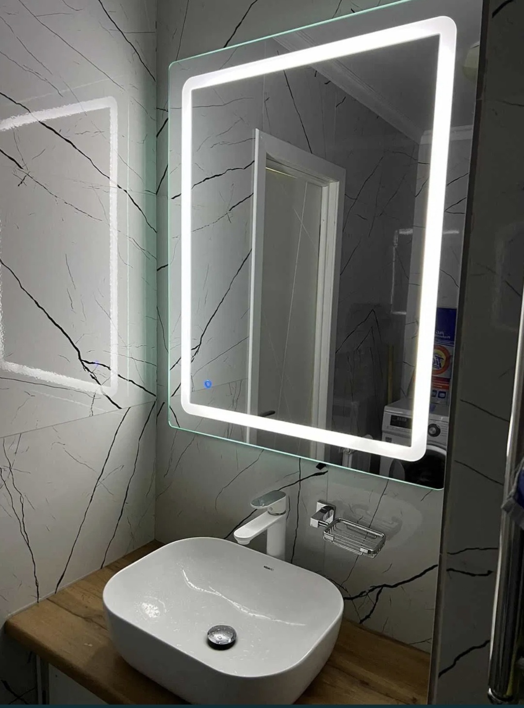 Зеркало настенное MIRROR 60x80 см
