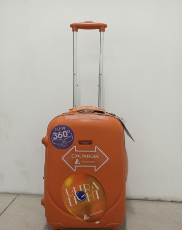 Чемодан Ambassador A8503 поликарбонат 33 л оранжевый