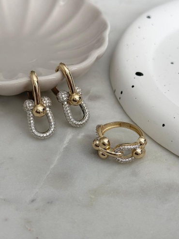 DIAMANT NOIR 963078385 вес 10.66 г золото, фианит