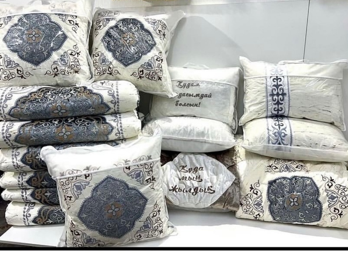 AZHAR INTERIOR комплект корпе с подушками 220x80, вата, хлопок, серый