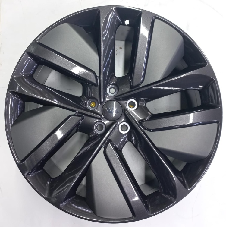 Replica LI7 9x21/5x120 D62.5 ET45 серый, серебристый