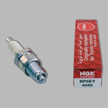 Свеча зажигания NGK 4049 BP5EY