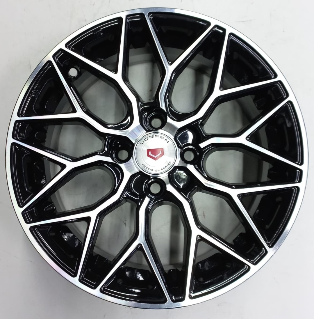 Vossen 1089 6.5x15/4x100 D67.1 ET35 черный, серебристый